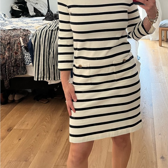 Kate Spade stripe dress, with boat neck style and pocket buttons, size small (4) - Picture 7 of 12
